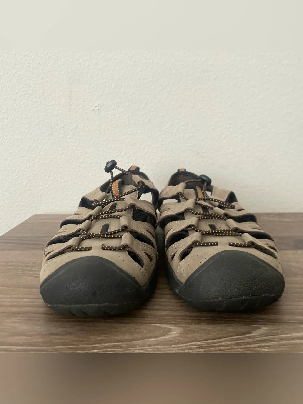 Earth Spirit Mens Jake Fisherman Sandals Closed Toe Elastic Bungee Laces Size 7